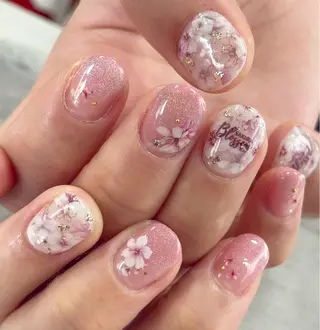 ネイル 東 千夏のネイルデザイン