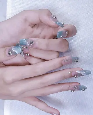 ネイル THE ONE栄店所属・Theone栄店 川原のネイルデザイン