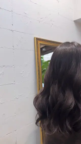 ロング カラー HAIR LOUNGE Run Ways所属・Shiho 🦋 ／透明感カラーのヘアスタイル