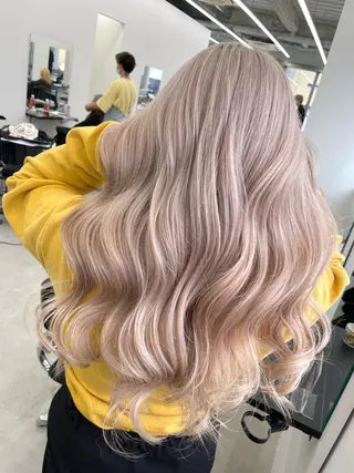 ロング カラー 八代 珠羽のヘアスタイル