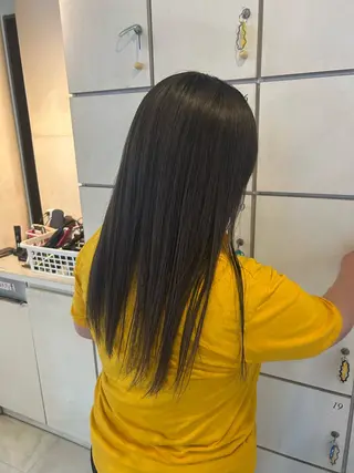 ロング カラー 小森 永のヘアスタイル