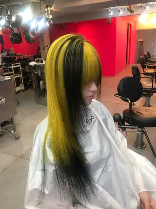 ロング カラー ヘアアレンジ HARUNA/原宿/ デザイン/カットのヘアスタイル