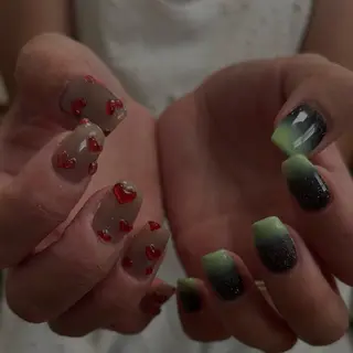 ネイル 爪塗屋 さんのネイルデザイン