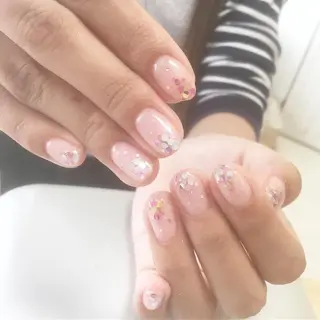 ネイル Petit Fleur所属・青柳 亜梨奈のマツエク・マツパデザイン