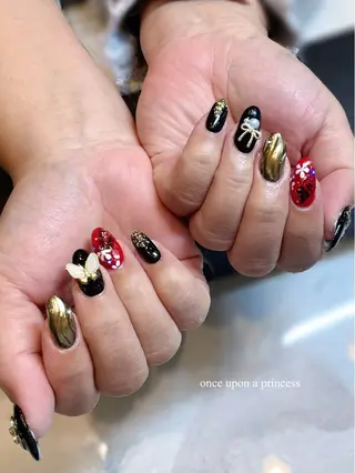 ネイル Once upon a princessシェアサロンL'OM OSAKA所属・Once upon a princessのネイルデザイン