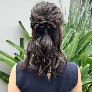 セミロング ヘアアレンジ KIHO ｜Bond 三軒茶屋のヘアスタイル