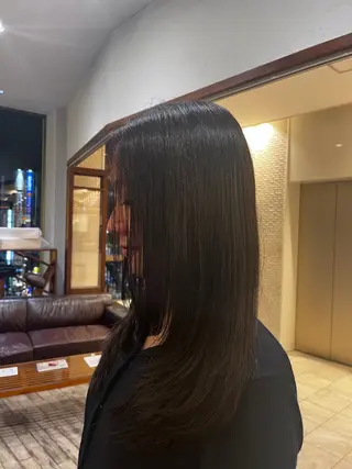 カラー Un ami shibuya所属・平居 舞白のヘアスタイル