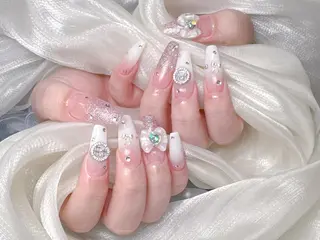 ネイル Di moのネイルデザイン