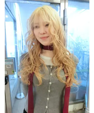 セミロング ハッシュカット/ MAYAのヘアスタイル