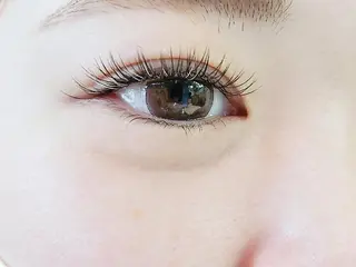 マツエク・マツパ shalm hair lounge所属・風間 莉緒のマツエク・マツパデザイン