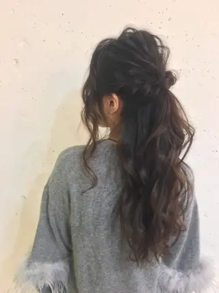 ロング カラー ヘアアレンジ Bro所属・佐藤 輝幸のヘアスタイル