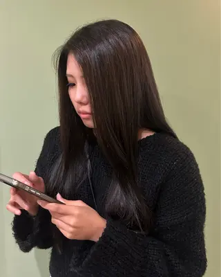 ロング uta所属・カットモデル募集 トモカのヘアスタイル