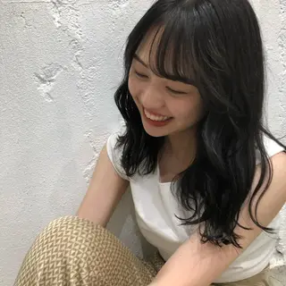 セミロング kai .のヘアスタイル