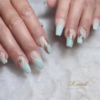 ネイル R nailのネイルデザイン