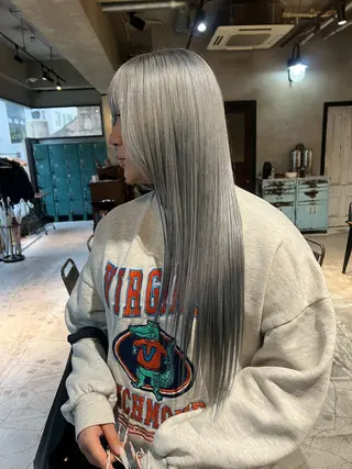 ロング カラー 赤みゼロ/透明感 カラー🌿KANTAのヘアスタイル