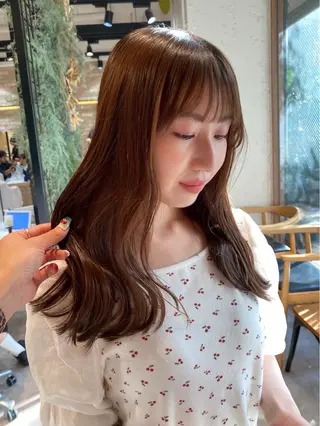 ロング 🌸cocomi🌸 透明感カラー🩶パリのヘアスタイル