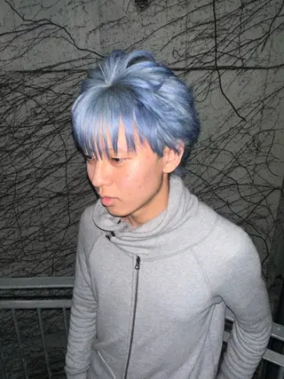 カラー メンズ naito/ブリーチ /エクステ/縮毛のヘアスタイル