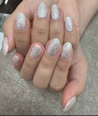 ネイル MAXKELLY ASAのネイルデザイン