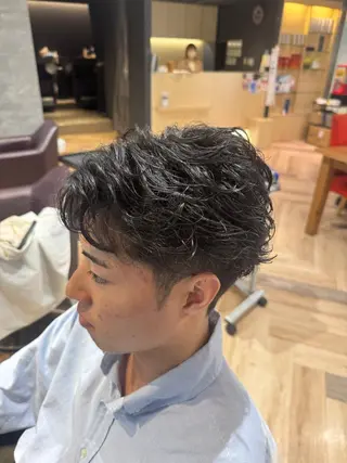 ショート メンズ メンズ特化/ センターパート/八谷のヘアスタイル