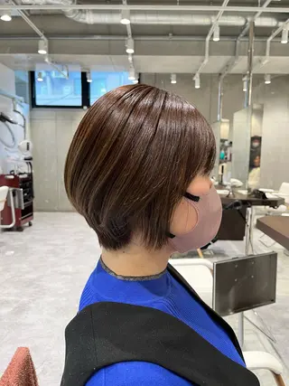 ショート パーマ/イルミナ カラー　三浦菜々子のヘアスタイル