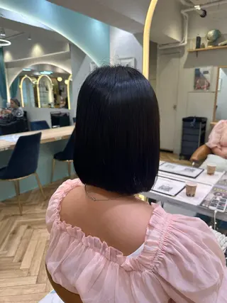 カラー 🐈‍⬛rizu🎀 縮毛矯正、艶カラーのヘアスタイル