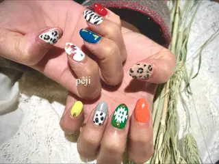 ミディアム m kaori𓃟のネイルデザイン