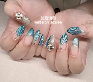 ネイル R inのネイルデザイン