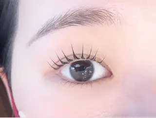 マツエク・マツパ ジョイエ 梅田店所属・joie 梅田のマツエク・マツパデザイン