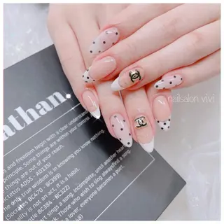 ネイル ＶＩＶＩ nailsalonのネイルデザイン