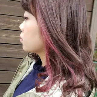 セミロング B-Market所属・タカギ ヨウコのヘアスタイル