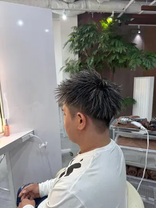 ショート カラー メンズ R/🤎 パーマ&ブリーチ🔥のヘアスタイル