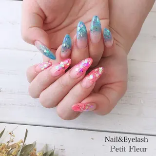 ネイル Petit Fleur所属・青柳 亜梨奈のマツエク・マツパデザイン
