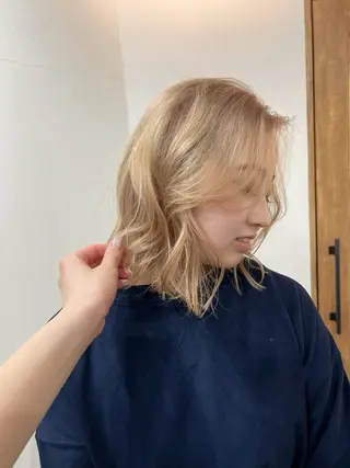 ミディアム いざわりお /梅田/ブリーチのヘアスタイル