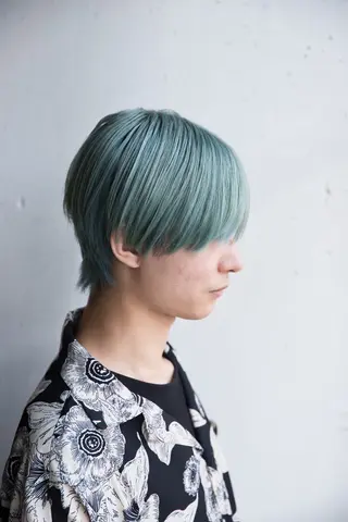 ショート カラー 神吉 京介のヘアスタイル