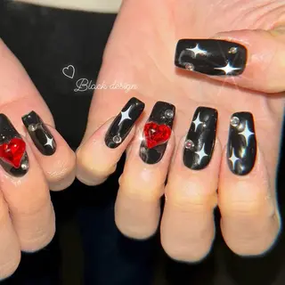 ネイル Sii nail 🤍SAKIのネイルデザイン