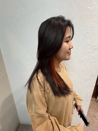 カラー 小林 咲璃のヘアスタイル