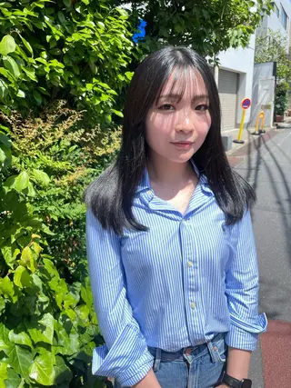 ミディアム カラー ブリーチなしで透け感 暖色カラーボブaoiのヘアスタイル