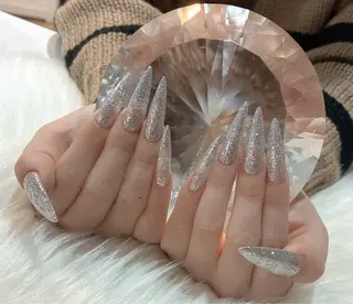 ネイル LoaChaton kaeのネイルデザイン