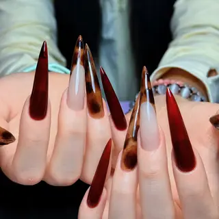 ネイル Pure&Rich Nailのネイルデザイン