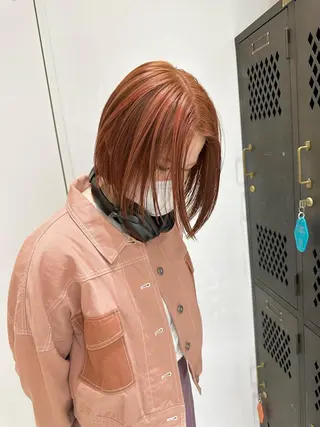 ショート カラー kai .のヘアスタイル