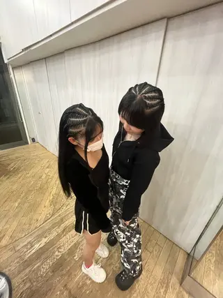 ヘアアレンジ デザインカラー/ ブリーチ/コーンロウのヘアスタイル