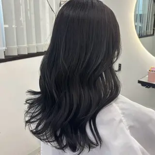 ロング カラー Ren. 🦋デザインカラーのヘアスタイル