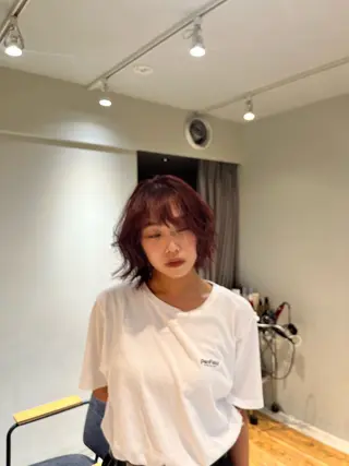 ミディアム YUI／レイヤー カット/透明感カラーのヘアスタイル