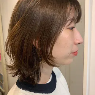 ミディアム カラー 【pejite】 Hinanoのヘアスタイル