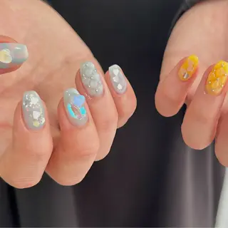 ミディアム ショートネイル. Home sweetのネイルデザイン