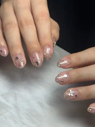 ネイル Nobody_ Karenのネイルデザイン