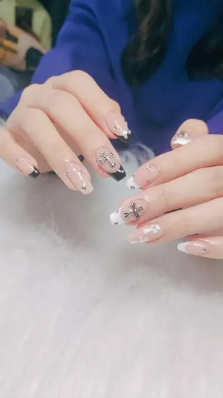 ネイル E·U·B ネイル所属・横浜市中区曙町 E·U·Bネイルのネイルデザイン