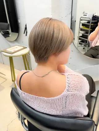 ショート カラー FERIA あべの yumeho🍭のヘアスタイル