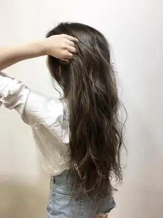 ロング カラー 海外風レイヤーカット 👑店長　平松　由のヘアスタイル