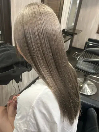 ロング カラー HAIR SALON M Fe's所属・透明感カラー/レイヤ ー/小谷野真緒のヘアスタイル